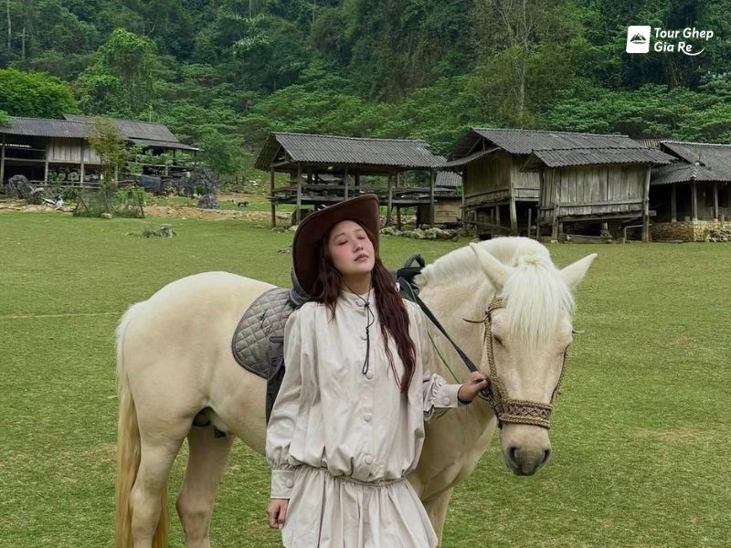 du-lich-moc-chau-thang-9-hang-tau.jpg (120 KB)