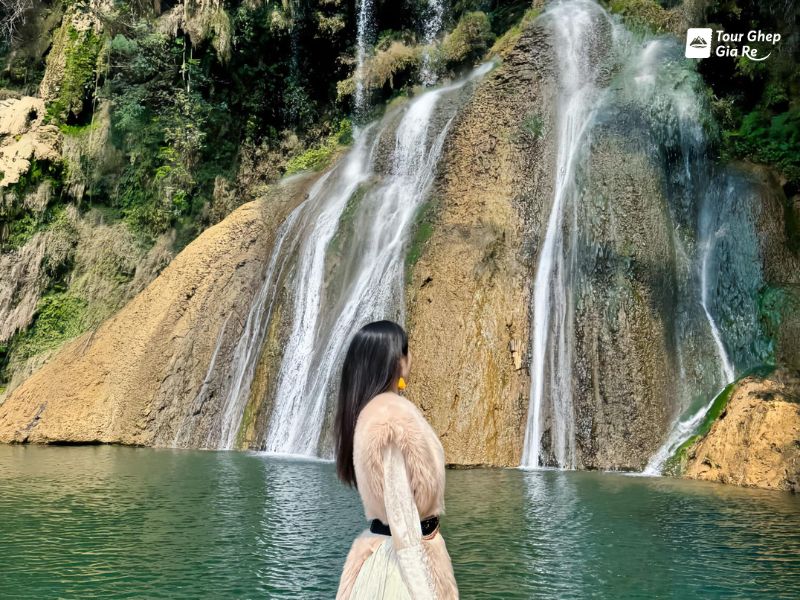 du-lich-moc-chau-thang-9-thac-dai-yem.jpg (148 KB)