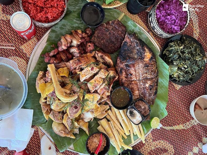 moc-chau-thang-12-am-thuc.jpg (170 KB)