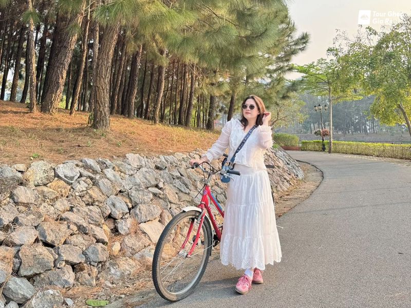 rung-thong-ban-ang-dich-vu-dap-xe.jpg (159 KB)