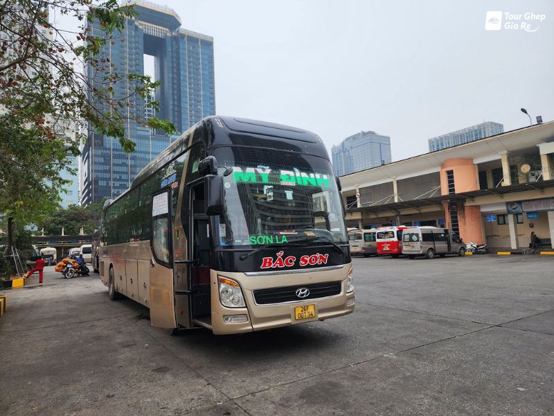 xe-di-moc-chau-tu-ha-noi-nha-xe-bac-son.jpg (104 KB)