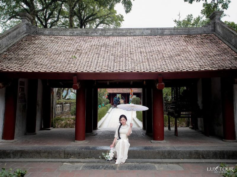 den-tho-vua-le-dai-hanh-den-vua-dinh-vua-le.jpg (115 KB)