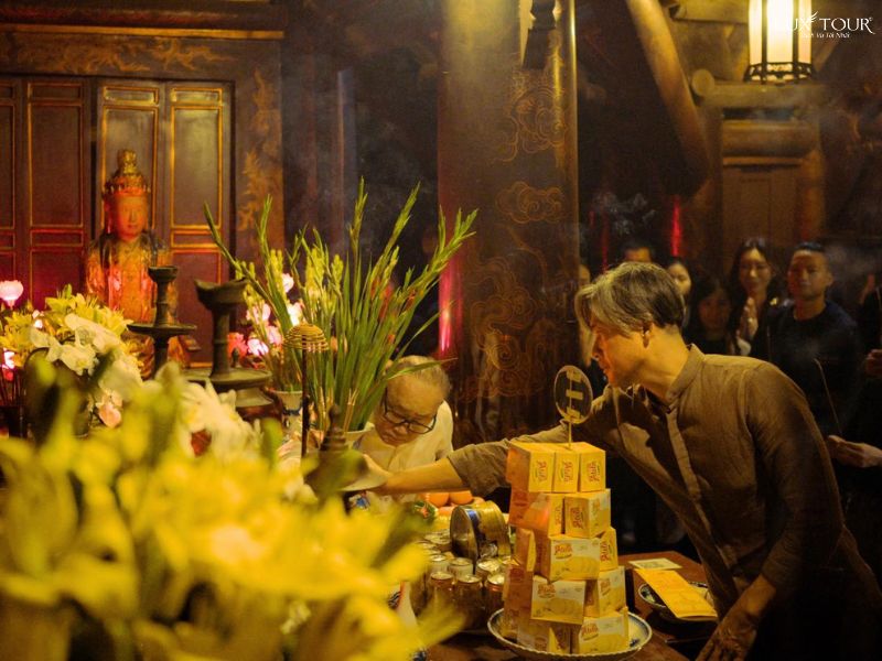 den-vua-dinh-vua-le.jpg (87 KB)