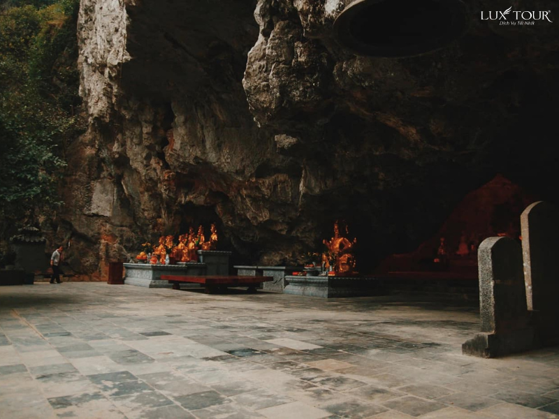 dong-am-tiem-ninh-binh-3.png (584 KB)