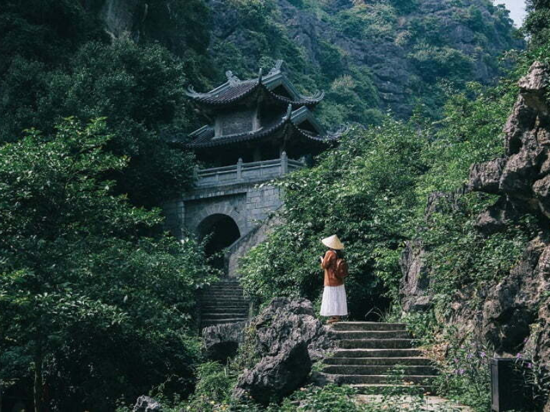 dong-am-tiem-ninh-binh-7.png (907 KB)