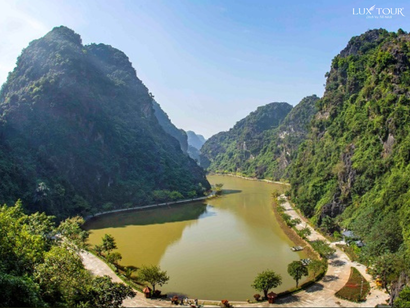 dong-am-tiem-ninh-binh-9.png (694 KB)