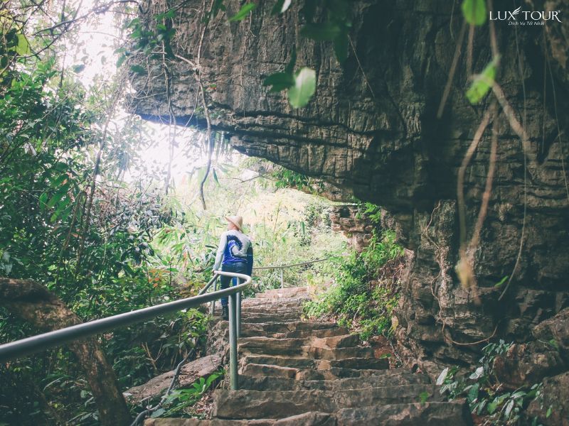 duong-len-dong-vai-gioi.jpg (138 KB)