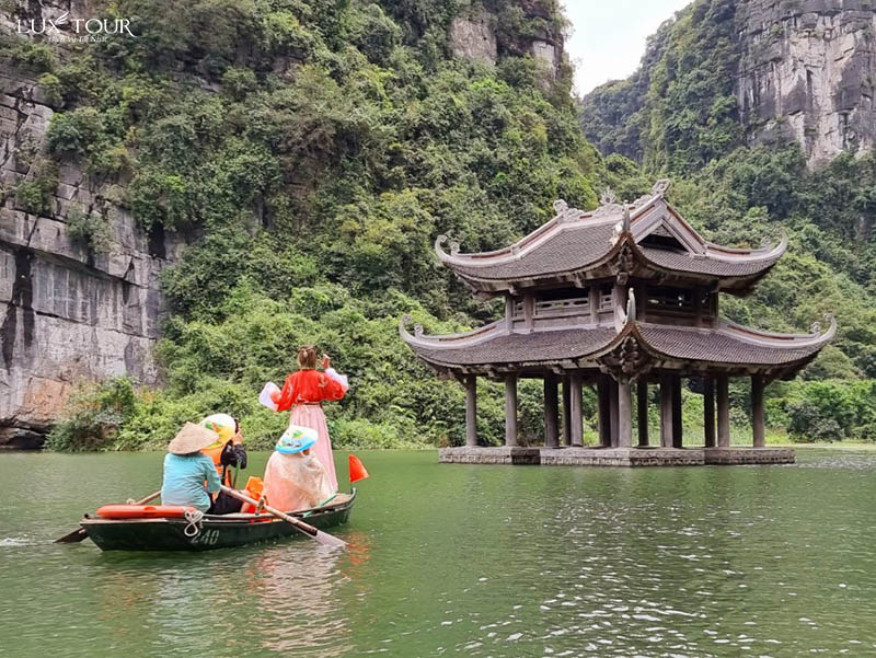 du-lich-ninh-binh-thang-1-6.jpg (168 KB)