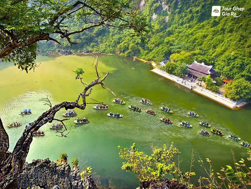 du-lich-ninh-binh-thang-4-2.jpg (324 KB)