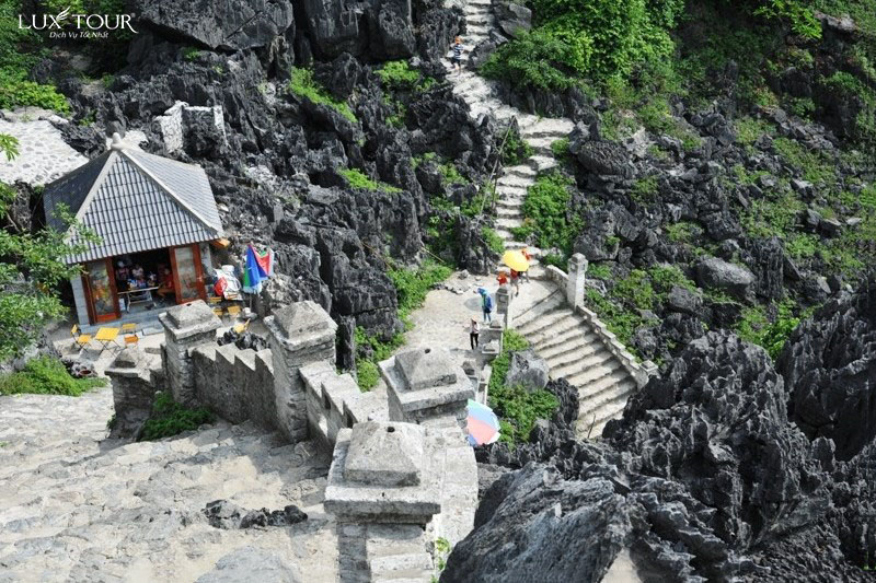 hang-mua-ninh-binh-774.jpg (205 KB)