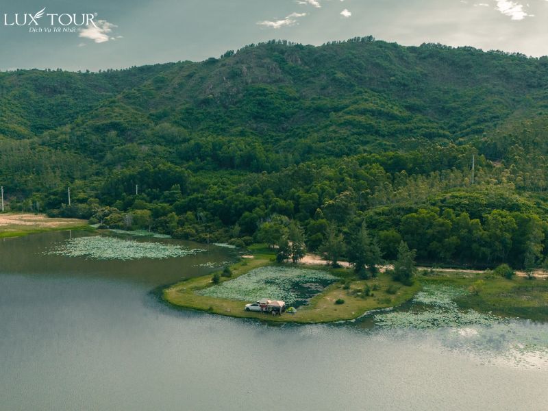 ho-yen-thang-2.jpg (88 KB)