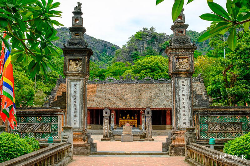 hoa-lu-ninh-binh-2.jpg (173 KB)