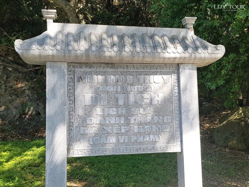 nui-non-nuoc-nui-duc-thuy-ninh-binh.jpg (133 KB)