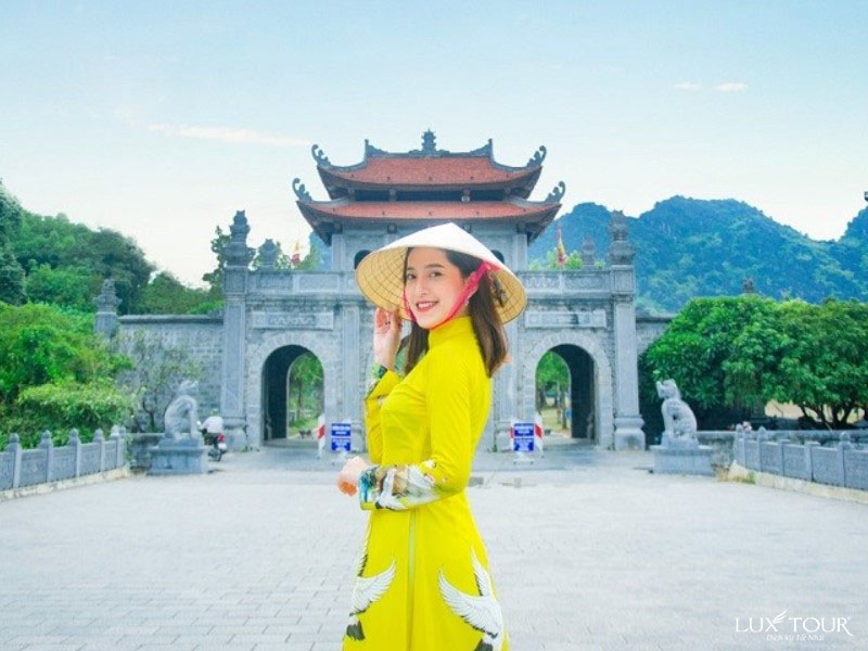 suoi-nuoc-khoang-nong-kenh-ga-23366.jpg (106 KB)