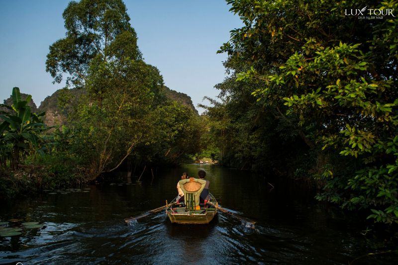 xe-di-ninh-binh-tu-ha-noi-5.jpg (99 KB)