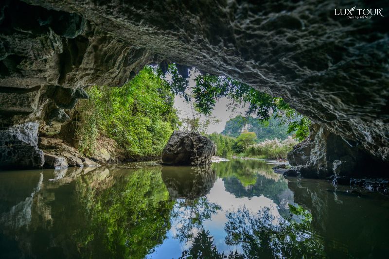 xe-di-ninh-binh-tu-ha-noi-8.jpg (111 KB)
